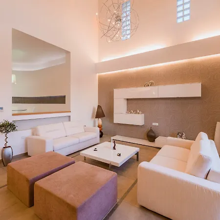 Villa Filerimos Oasis *