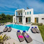 Filerimos Oasis Villa *